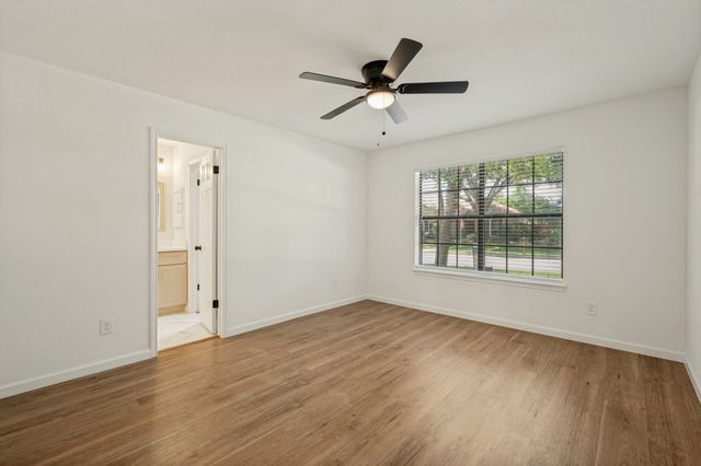 1637 Crosshaven Drive, Lewisville, TX 75077
