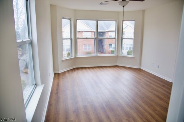 26 Millie Ln, East Hanover Twp., NJ 07936