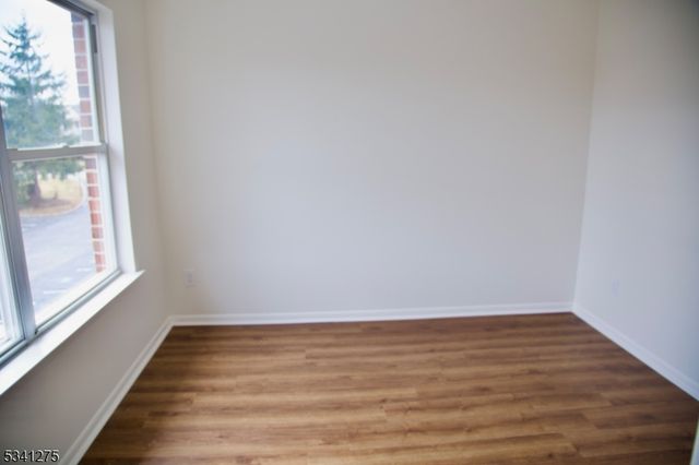 26 Millie Ln, East Hanover Twp., NJ 07936