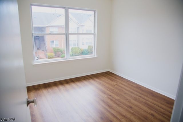 26 Millie Ln, East Hanover Twp., NJ 07936