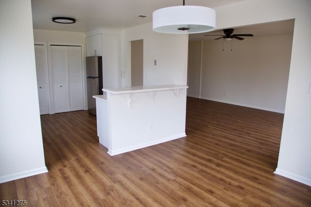 26 Millie Ln, East Hanover Twp., NJ 07936