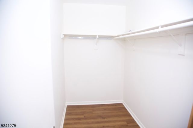 26 Millie Ln, East Hanover Twp., NJ 07936