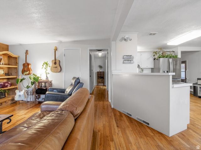 2744 E 7265 S, Cottonwood Heights, UT 84121