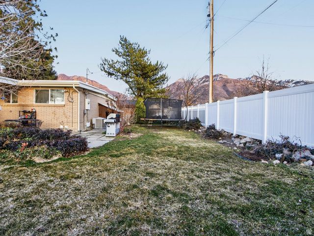 2744 E 7265 S, Cottonwood Heights, UT 84121