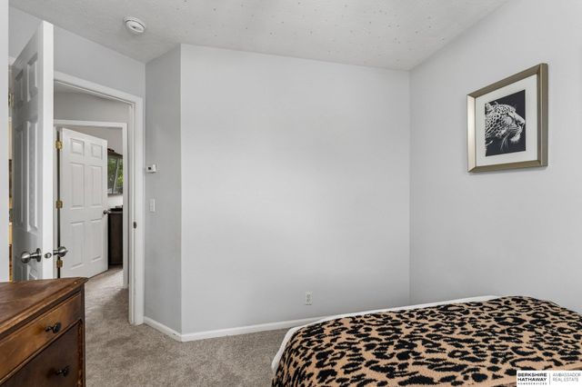18932 U Street, Omaha, NE 68135