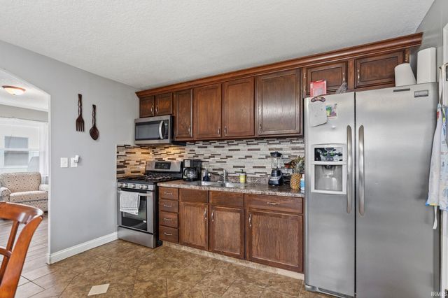 4642 Warsaw Street, Fort Wayne, IN 46806