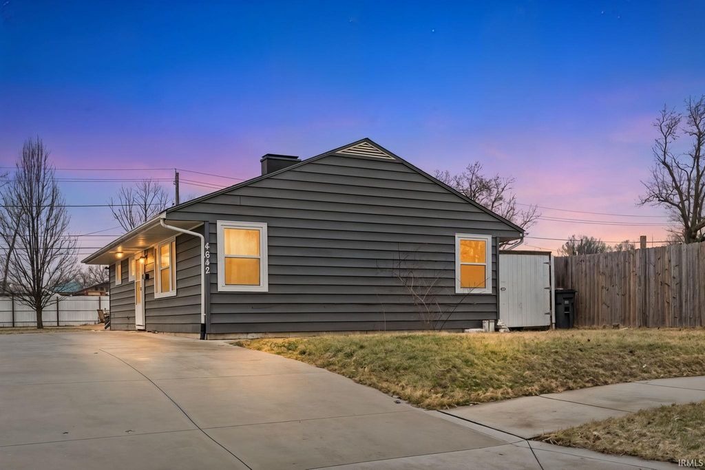 4642 Warsaw Street, Fort Wayne, IN 46806