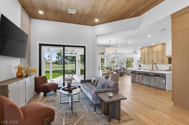 9149 Villa Ridge Drive, Las Vegas, NV 89134