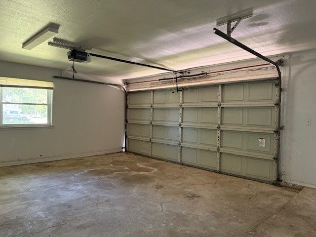 501 N Emerson Street, Mart, TX 76664