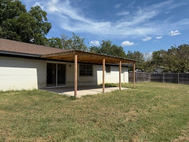 501 N Emerson Street, Mart, TX 76664