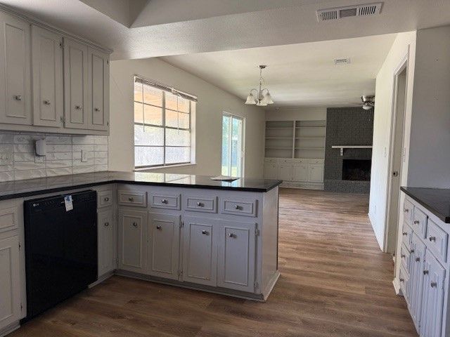 501 N Emerson Street, Mart, TX 76664