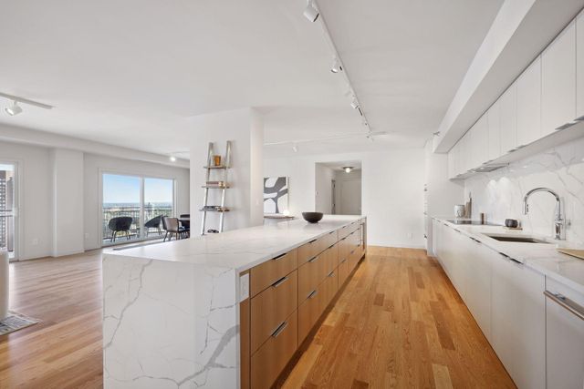 1225 Lasalle Avenue 2301, Minneapolis, MN 55403