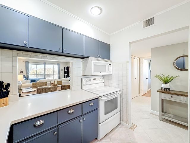 150 Lake Nancy Lane 419, West Palm Beach, FL 33411