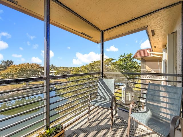 150 Lake Nancy Lane 419, West Palm Beach, FL 33411