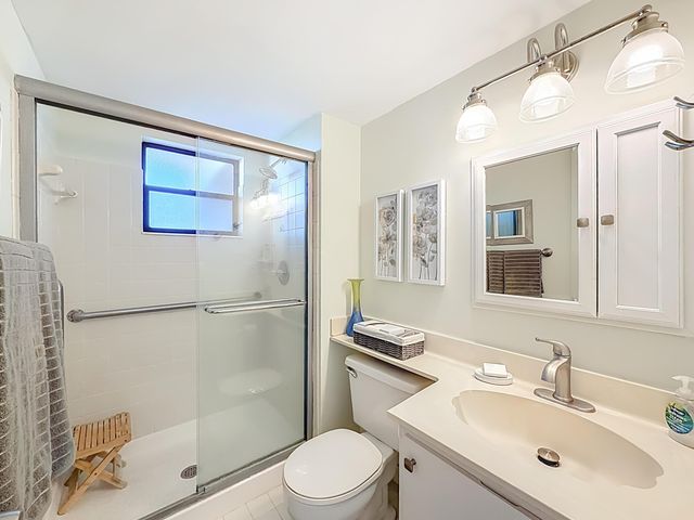 150 Lake Nancy Lane 419, West Palm Beach, FL 33411