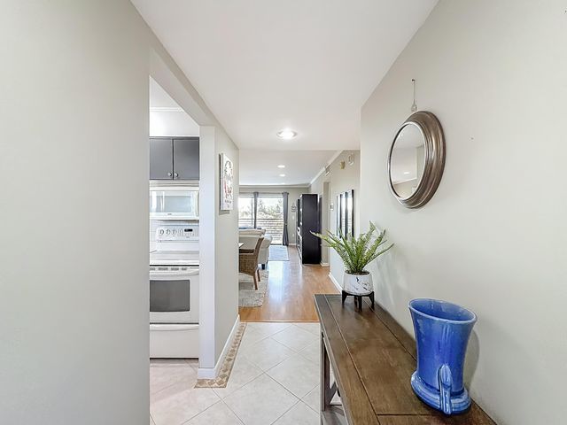 150 Lake Nancy Lane 419, West Palm Beach, FL 33411