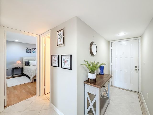 150 Lake Nancy Lane 419, West Palm Beach, FL 33411