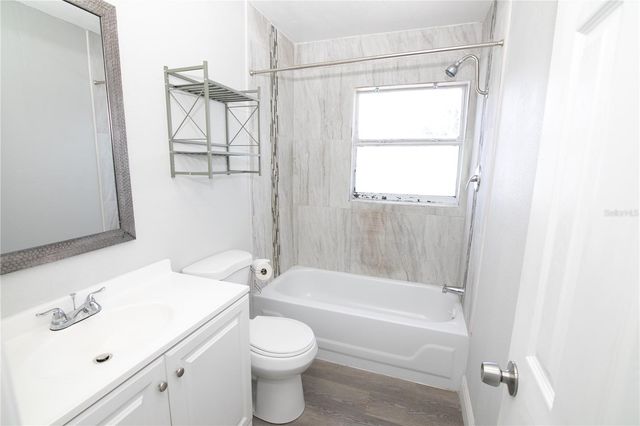 1831 AARON AVENUE, Orlando, FL 32811