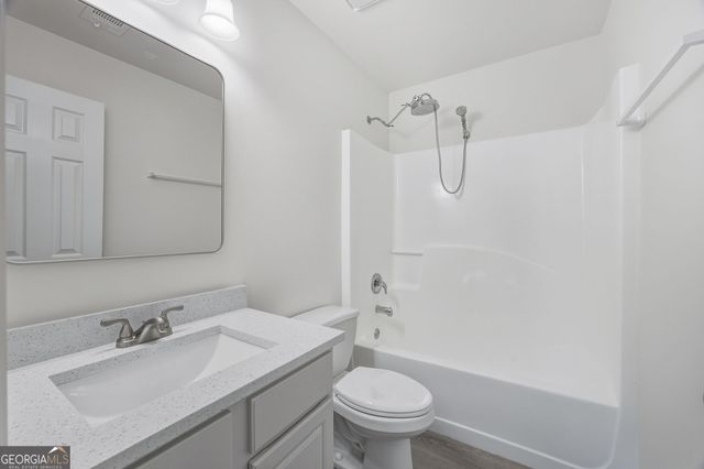 138 Stoneforest Drive, Woodstock, GA 30189