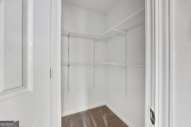 138 Stoneforest Drive, Woodstock, GA 30189