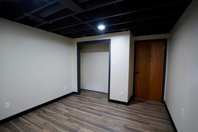 8149 E Zimmerly St, Wichita, KS 67207