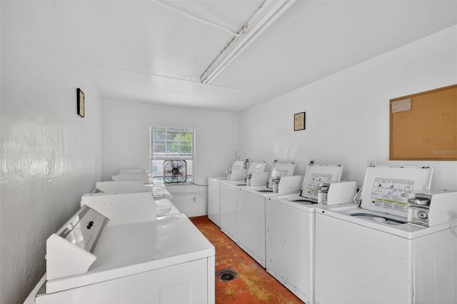 1112 W MAIN STREET E7, Leesburg, FL 34748