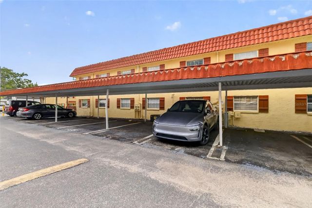 1112 W MAIN STREET E7, Leesburg, FL 34748