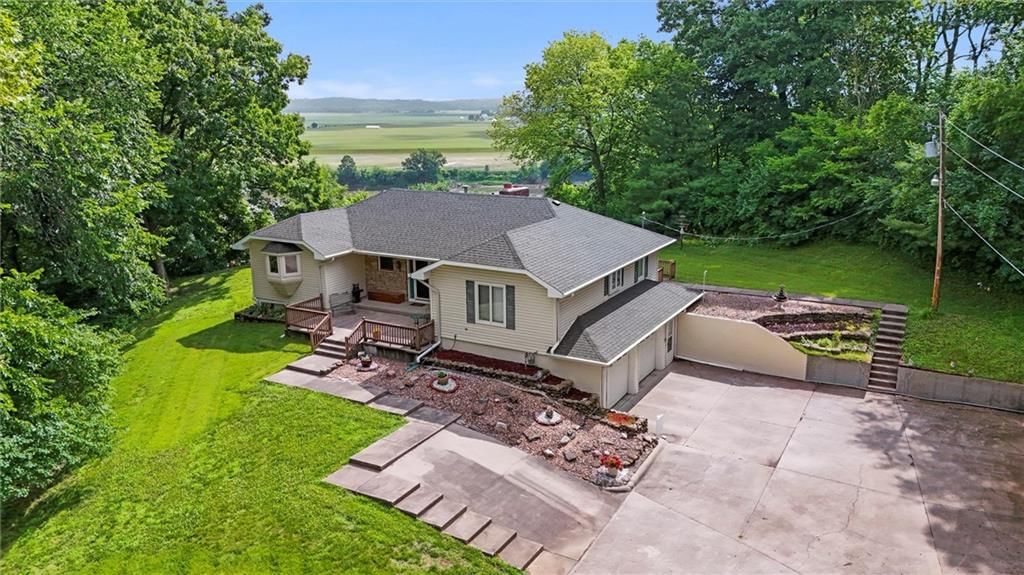 2231 Wilson Avenue, Leavenworth, KS 66048