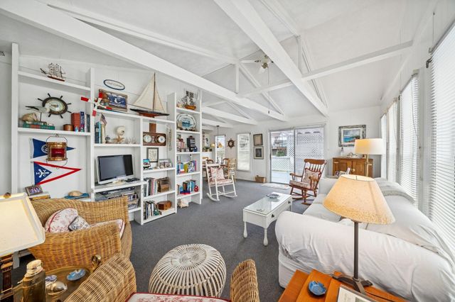 13626 Pirates Beach Boulevard, Galveston, TX 77554