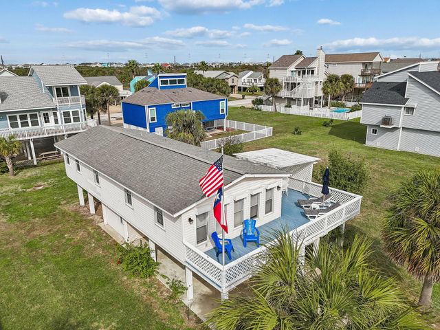 13626 Pirates Beach Boulevard, Galveston, TX 77554