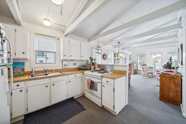 13626 Pirates Beach Boulevard, Galveston, TX 77554