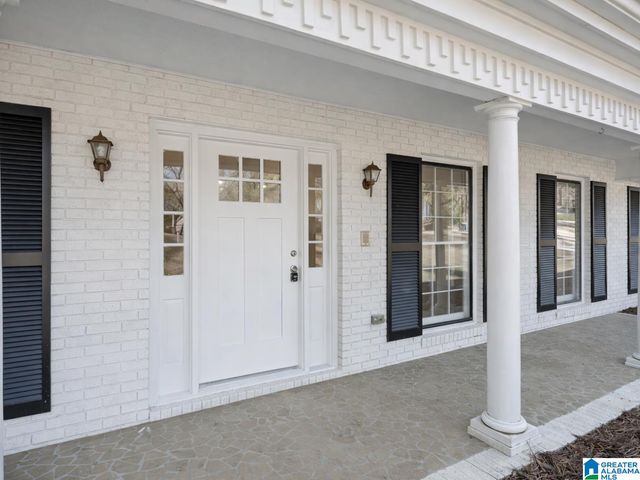 1645 KESTWICK DRIVE, Hoover, AL 35226