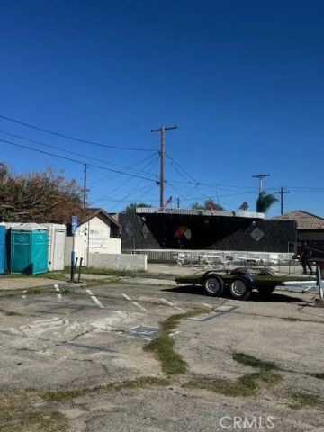 165 E O, Colton, CA 92324