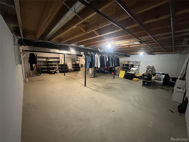 12140 Noonan Court 5, Utica, MI 48315