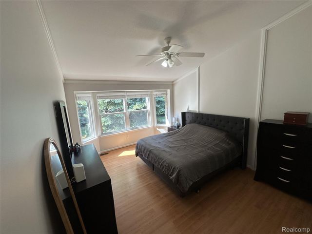 12140 Noonan Court 5, Utica, MI 48315