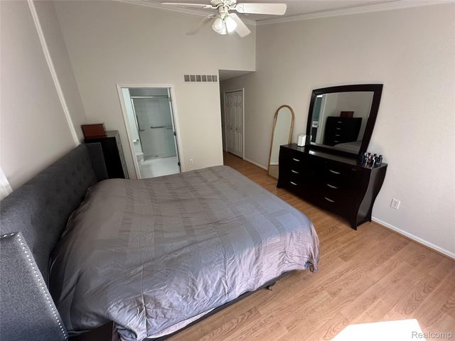 12140 Noonan Court 5, Utica, MI 48315