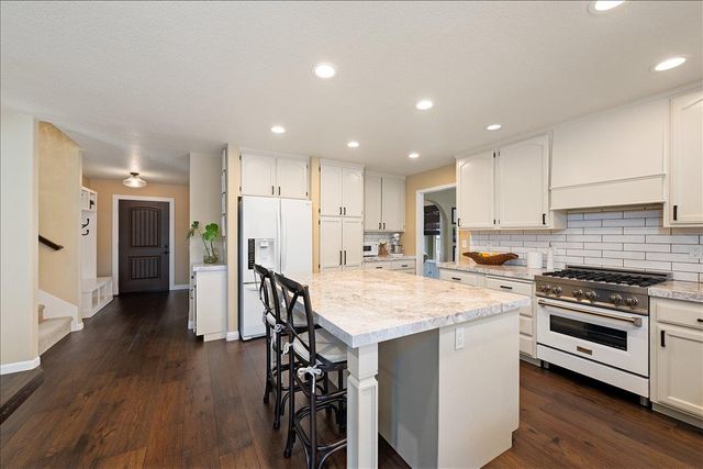 2055 Onion Flat Ct, Cool, CA 95614