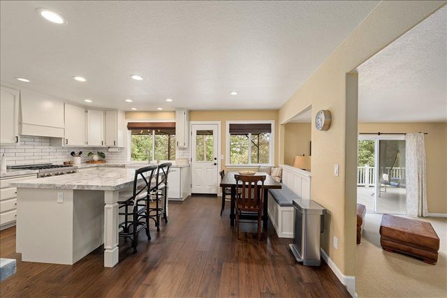 2055 Onion Flat Ct, Cool, CA 95614