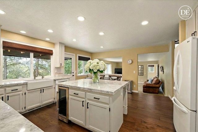 2055 Onion Flat Ct, Cool, CA 95614