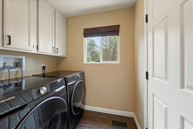 2055 Onion Flat Ct, Cool, CA 95614