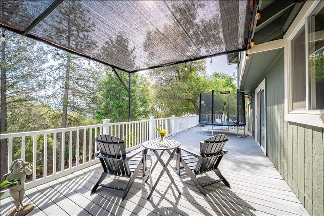 2055 Onion Flat Ct, Cool, CA 95614