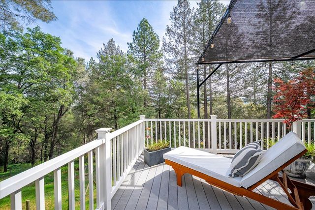 2055 Onion Flat Ct, Cool, CA 95614