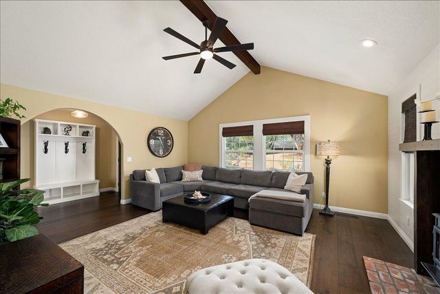 2055 Onion Flat Ct, Cool, CA 95614