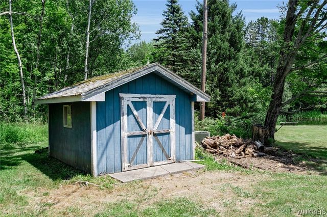2035 Eastwood Road, Marilla, NY 14052