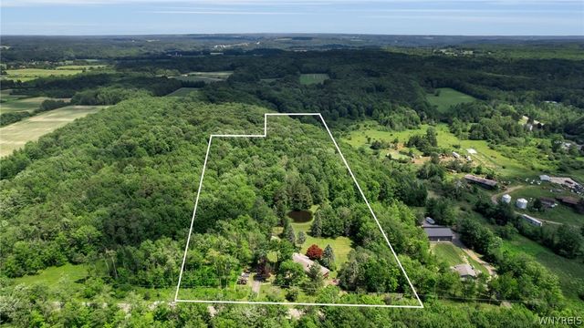 2035 Eastwood Road, Marilla, NY 14052