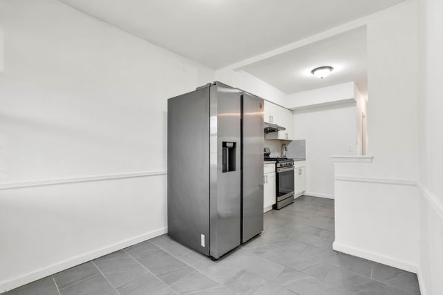 1043 E 101st Street, New York City, NY 11236