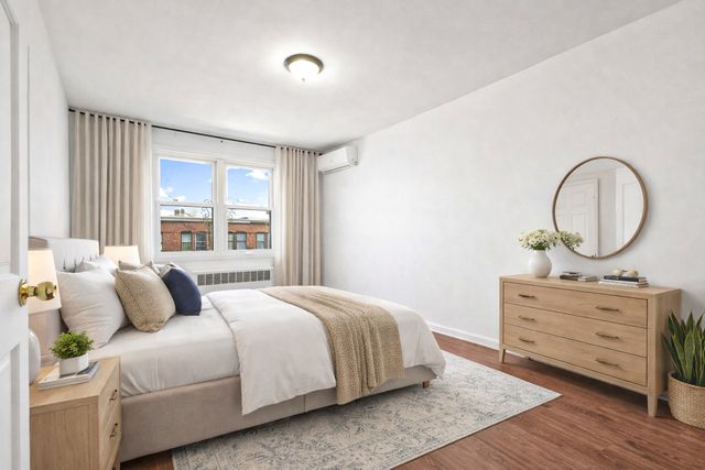 1043 E 101st Street, New York City, NY 11236