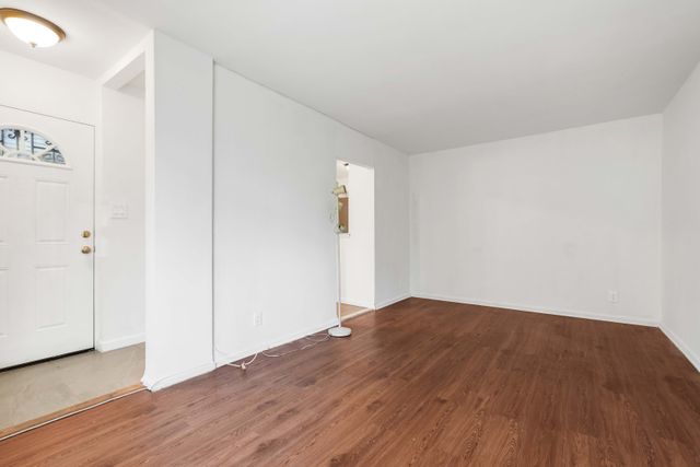 1043 E 101st Street, New York City, NY 11236