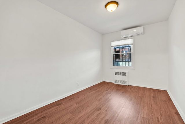 1043 E 101st Street, New York City, NY 11236