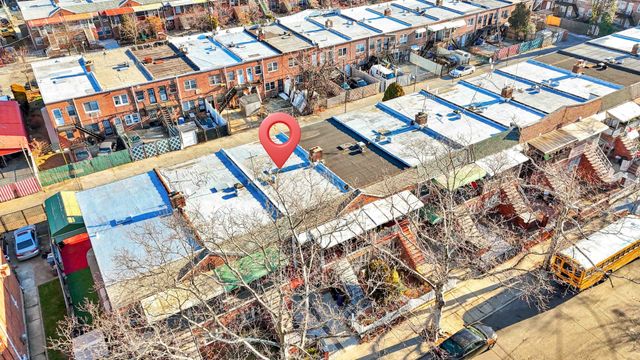 1043 E 101st Street, New York City, NY 11236